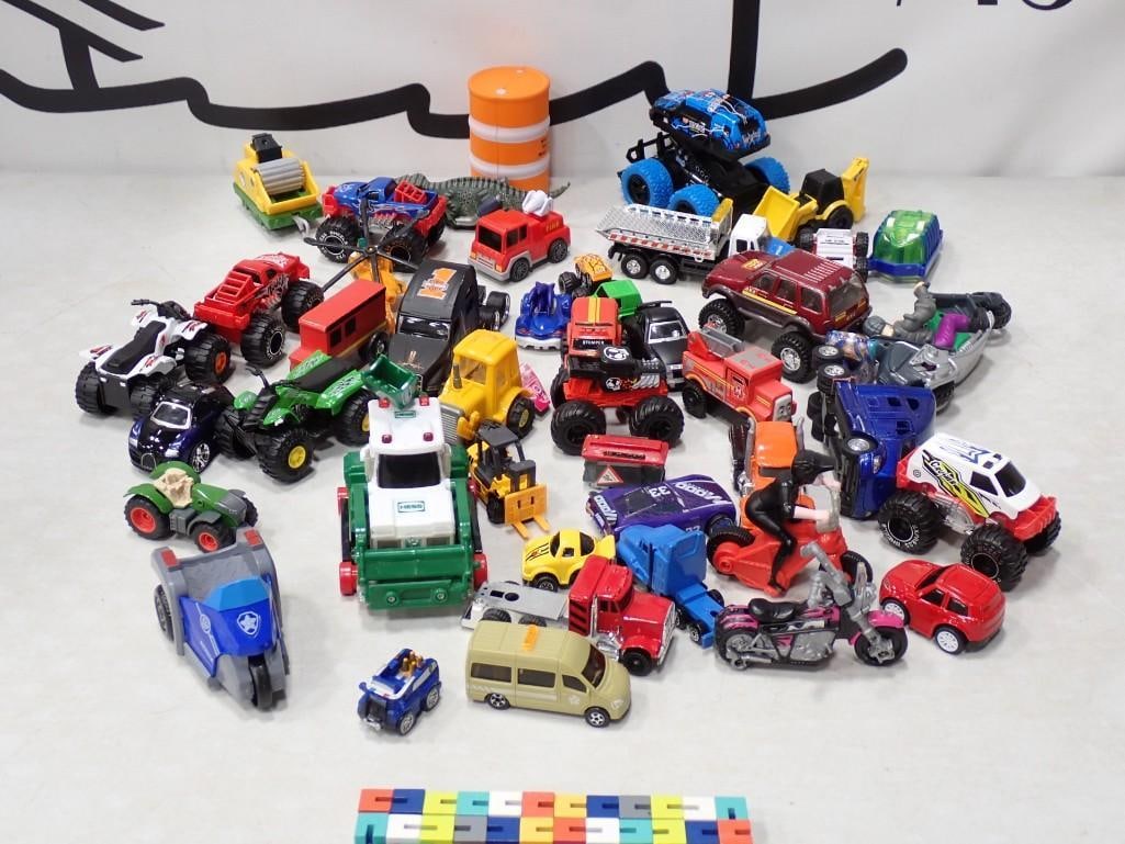 Lot of Small Toy Cars, Vehicles, Monster Trucks, Etc (1 of 5)