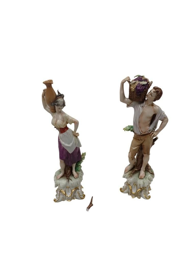 2 Capodimonte Porcelain Figurines: 2 Capodimonte Porcelain Figurines Condition: The woman has some damage to the back. She appears to be missing part of a stick/branch. Please see pictures All pictures are cons