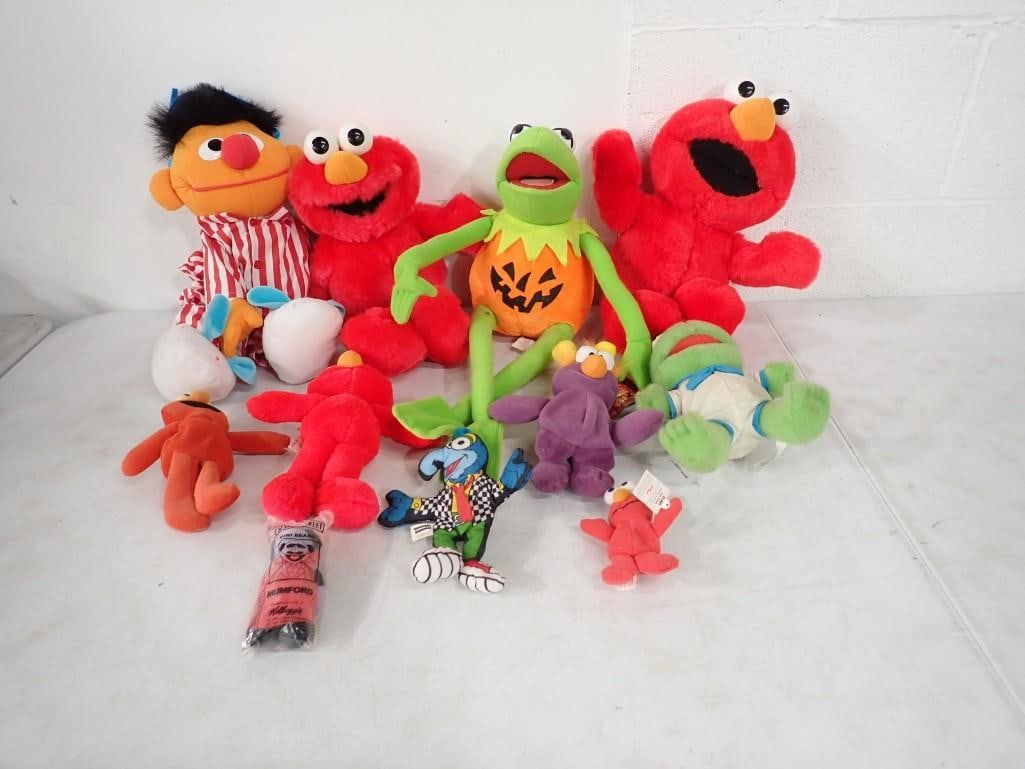 Lot of Sesame Street Plush Toys, Etc incl Kermit, Elmo, Ernie, Etc: Lot of Sesame Street Plush Toys, Etc incl Kermit, Elmo, Ernie, Etc All pictures are considered part of the description and should be examined carefully by bidders. Live Auctioneers is now offering Liv
