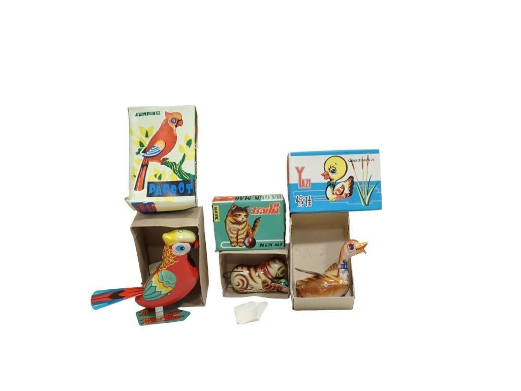 3 Vintage Wind Up Tin Toys NOS New Old Stock incl Cat, Parrot, Duck Tin Litho (1 of 8)