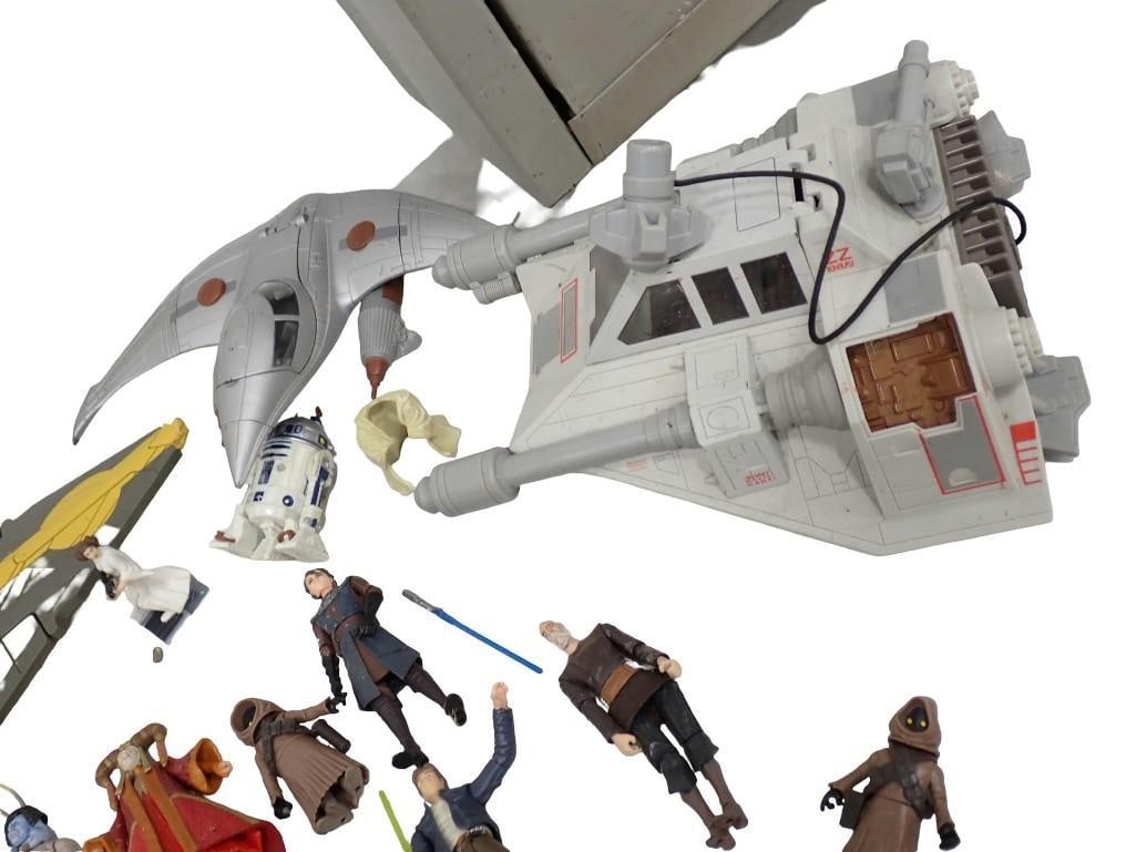 Star Wars Toy Lot including Action Figures, Millennium Falcon, Starfighter, Snowspeeder, etc - 3