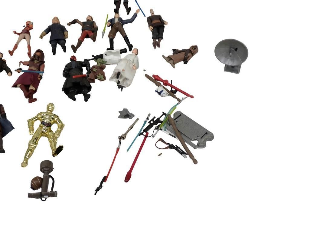 Star Wars Toy Lot including Action Figures, Millennium Falcon, Starfighter, Snowspeeder, etc - 6