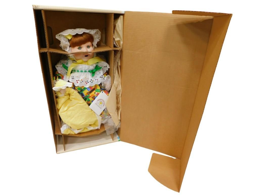 New in Box World Gallery Doll - Sunny Summer Season 1992 Holly Hunt: New in Box World Gallery Doll - Sunny Summer Season 1992 Holly Hunt All pictures are considered part of the description and should be examined carefully by bidders. Live Auctioneers is now offering Li