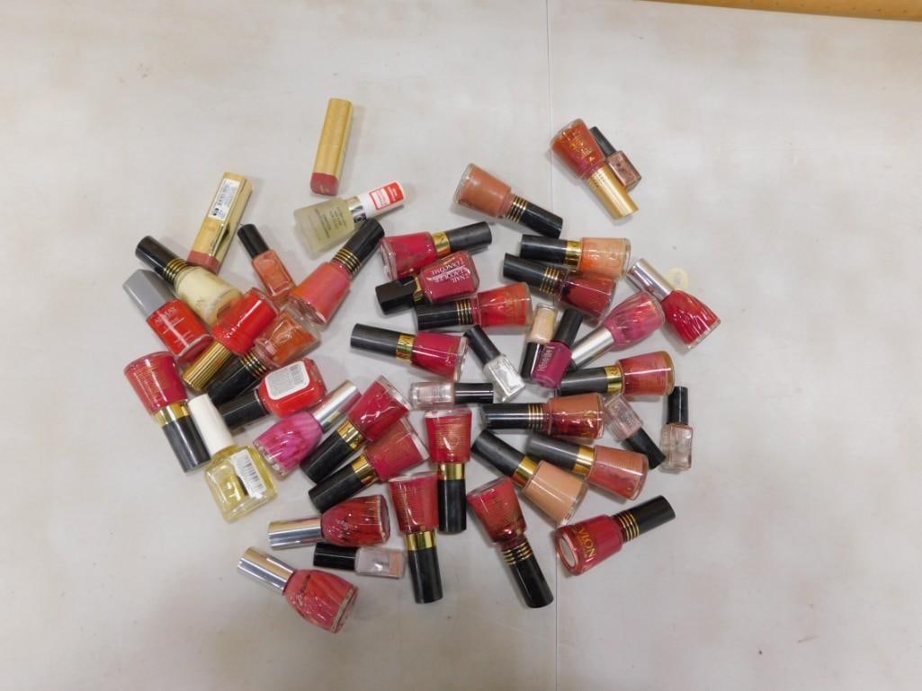 Lot of Nail Polish: Lot of Nail Polish Condition: unchecked for quality or quantity of nail polish inside bottles. As is. All pictures are considered part of the description and should be examined