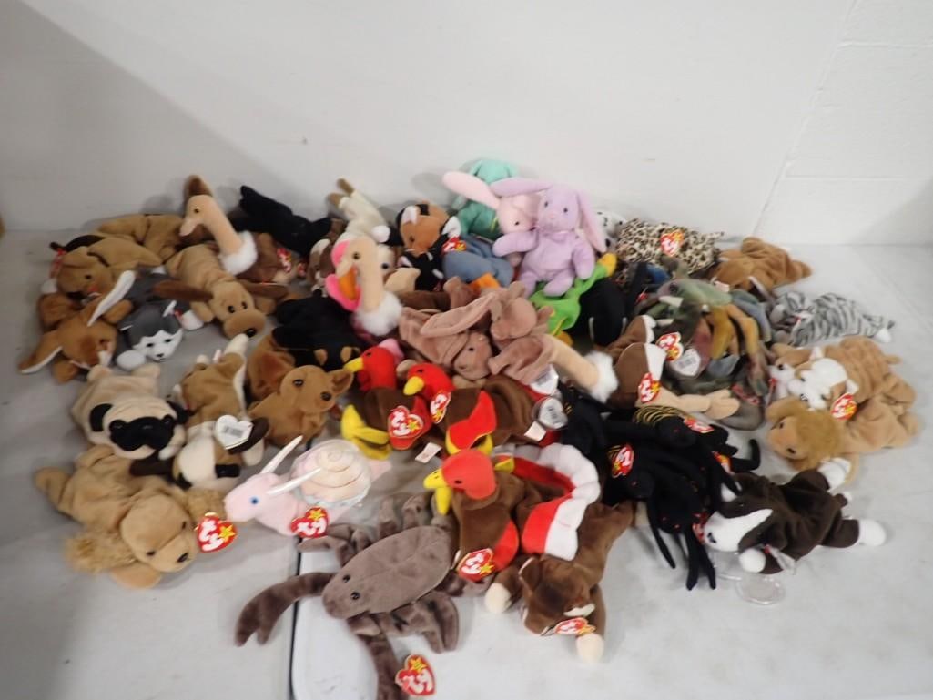 Large Lot full of assorted Beanie Babies: Large Lot full of assorted Beanie Babies All pictures are considered part of the description and should be examined carefully by bidders. Live Auctioneers is now offering Live Shipping through them. T