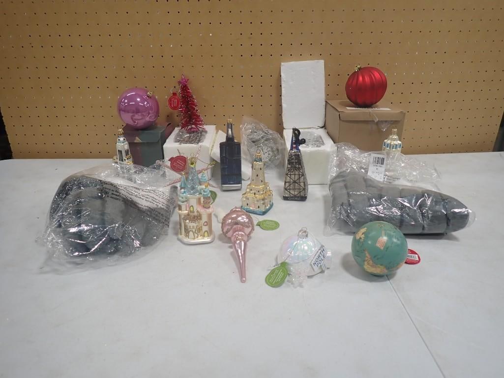 Christmas Ornaments incl Glass, 3 Chicago Marshall Field's Clock, Hancock Building, (1 of 7)