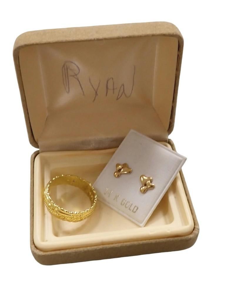 14K Gold Ring and Earrings - Roughly 5.1 gms total weight (1 of 13)