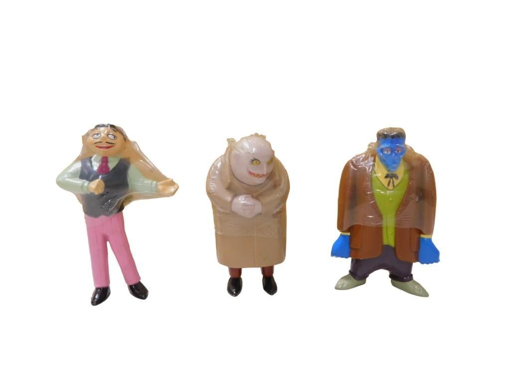 3 Vtg 1993 The Addams Family Candy Containers incl Gomez, Uncle Fester, Lurch Sealed: 3 Vintage 1993 The Addams Family Candy Containers incl Gomez, Uncle Fester, Lurch Sealed All pictures are considered part of the description and should be examined carefully by bidders. Live Auction