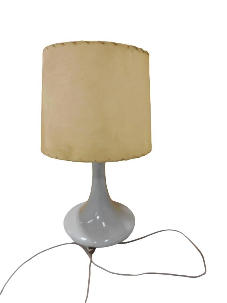 MCM Vintage Table Lamp with Shade: Mid Century Modern Vintage Table Lamp with Shade All pictures are considered part of the description and should be examined carefully by bidders. Live Auctioneers is now offering Live Shipping throug