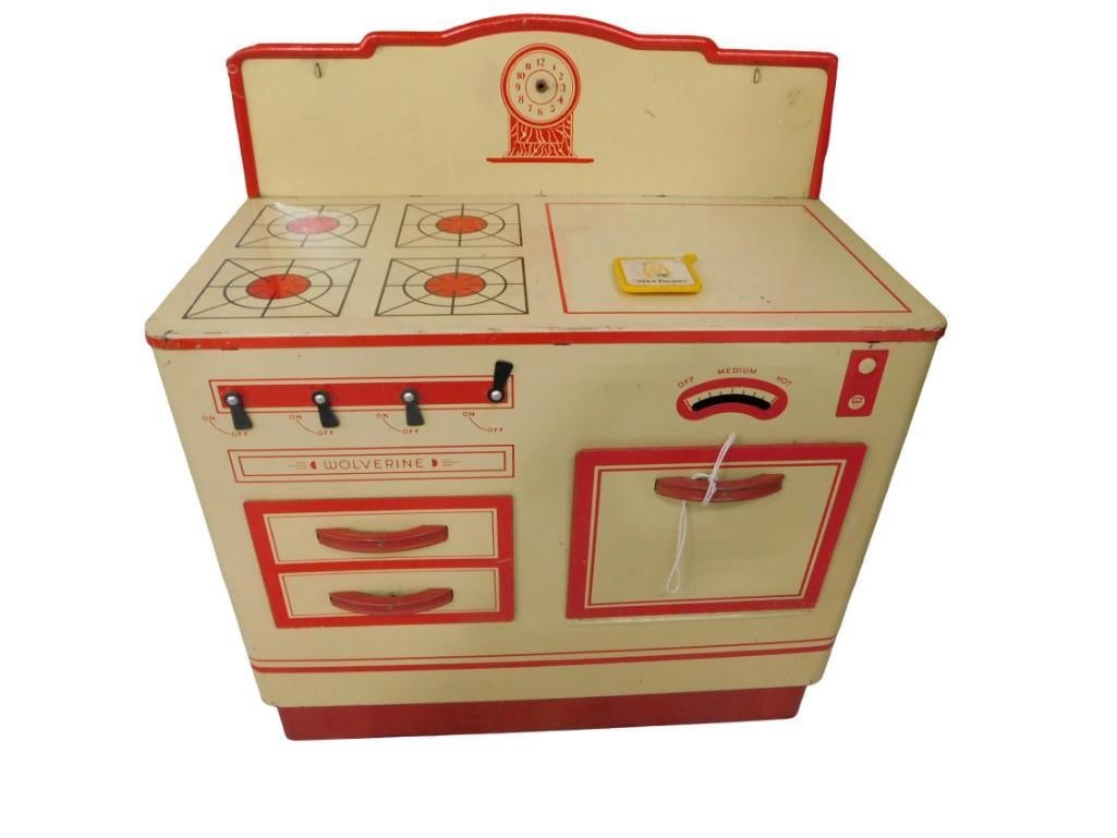Vintage Circa 1950s Wolverine tin toy oven or stove - measures roughly 14x16x7" (1 of 5)