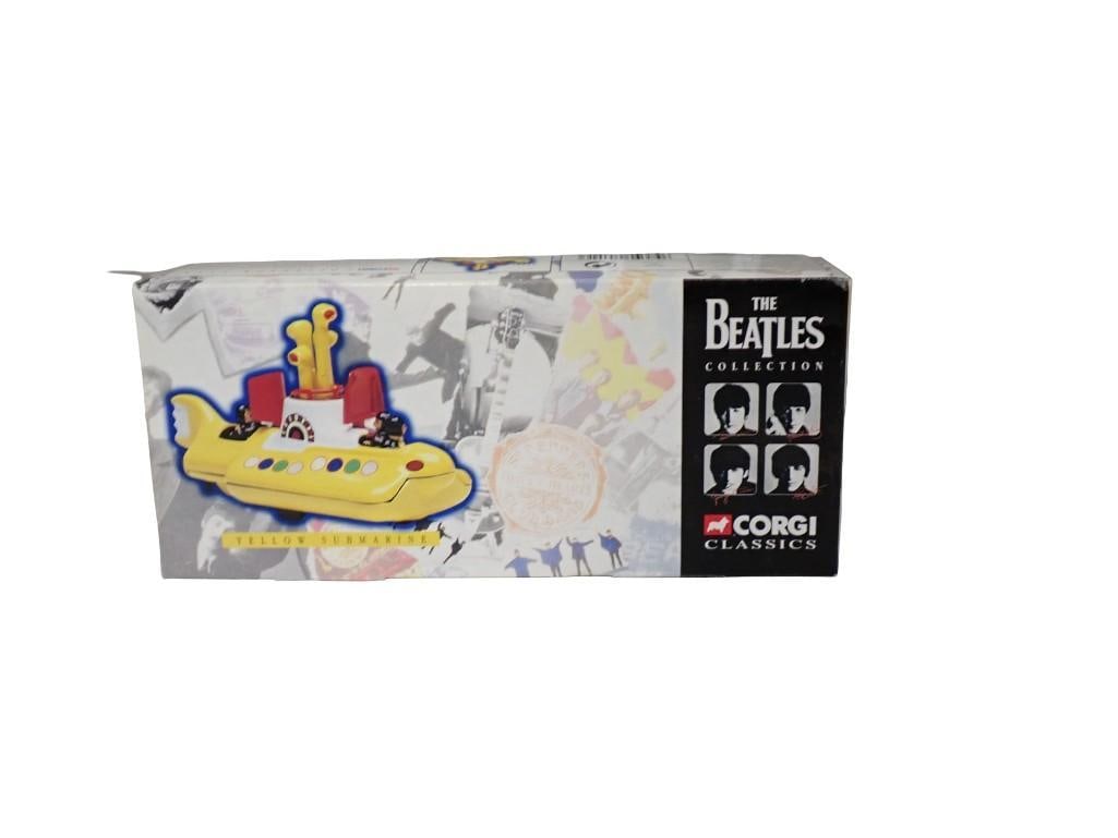The Beatles Collection Corgi Classics Yellow Submarine Model New in Box (1 of 6)