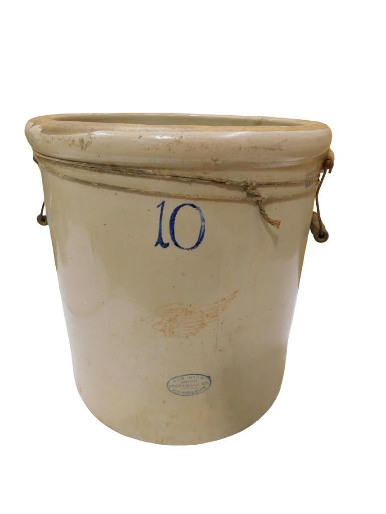 Vintage 10 Gallon Red Wing Stoneware Crock: Vintage 10 Gallon Red Wing Stoneware Crock All pictures are considered part of the description and should be examined carefully by bidders. Live Auctioneers is now offering Live Shipping through them.
