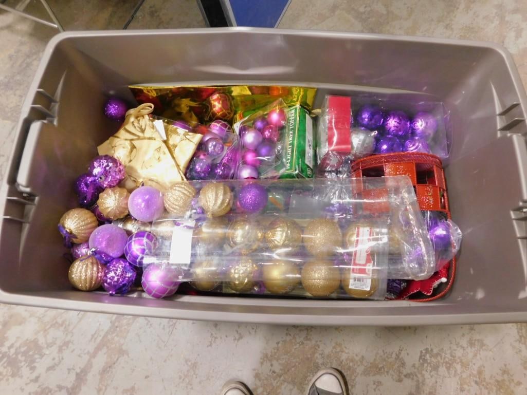 Christmas Lot Large Assortment of Christmas Ornaments, Decorations, etc (1 of 5)