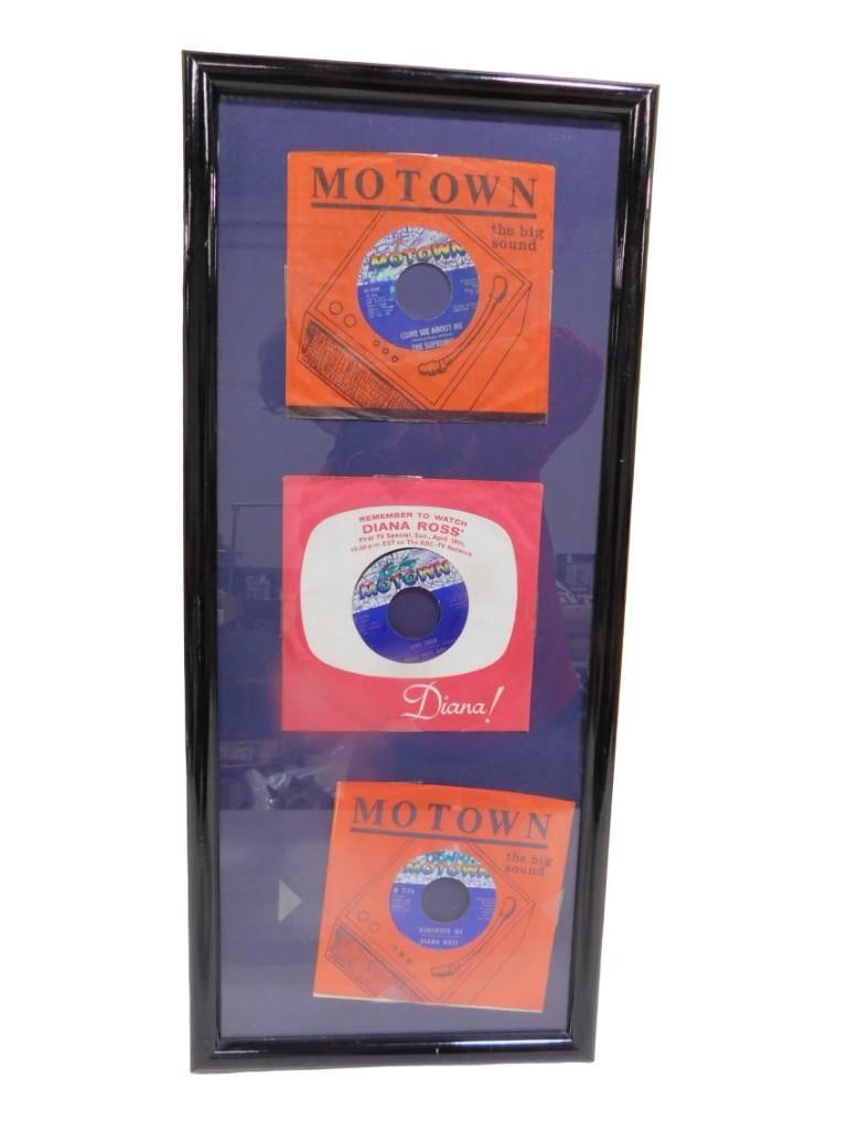 3 45 RPM Records in a Framed incl 2 Diana Ross and 1 The Supremes: 3 45 RPM Records in a Framed incl 2 Diana Ross and 1 The Supremes All pictures are considered part of the description and should be examined carefully by bidders. Live Auctioneers is now