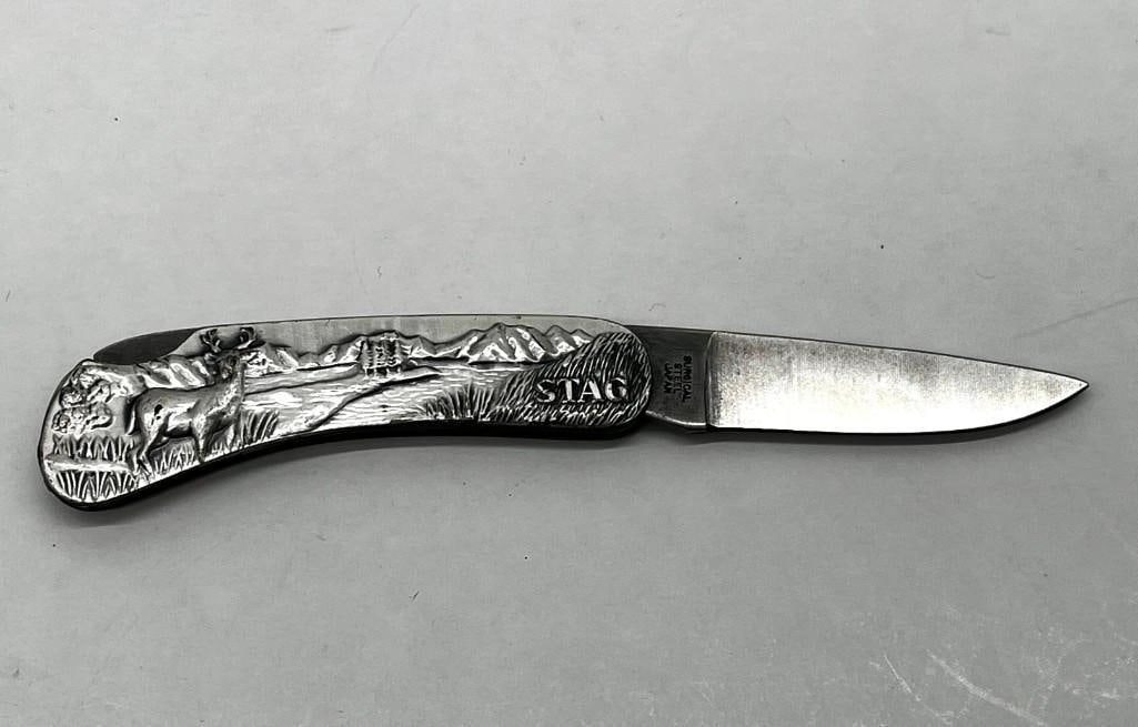 United Custom Made Stag 3D Pocket Knife: United custom made Stag 3D pocket knife - never used 2" blade All pictures are considered part of the description and should be examined carefully by bidders. Live Auctioneers is now offering Li