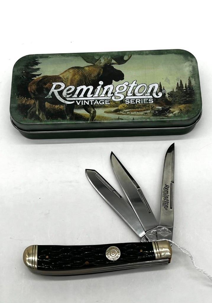 Remington RE17546 Vintage Series Green Bone Handle 3 Blade Pocket Knife New in Box: Remington RE17546 Vintage Series Green Bone Handle 3 Blade Pocket Knife New in Box 3" blade All pictures are considered part of the description and should be examined carefully by bidders. Live