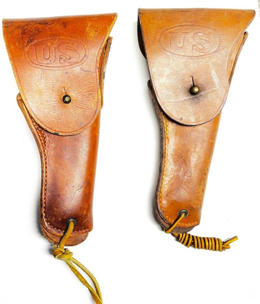 Lot Of 2 WWII Leather Holsters Boyt 45 And Boyt 42 (1 of 5)