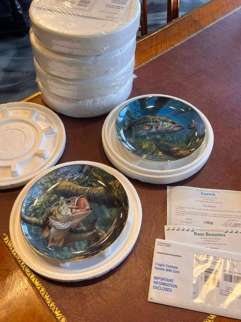 Lot Of 6 Danbury Mint Mark Susinno Fishing Collector Plates Bass And More (1 of 5)