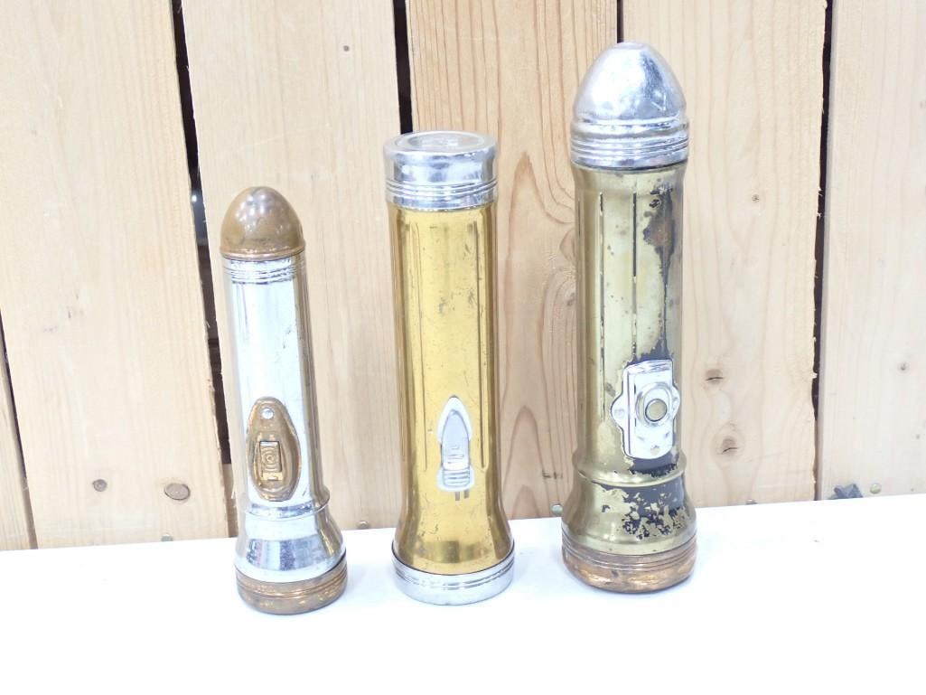 3 Vintage Winchester Flashlights (1 of 8)
