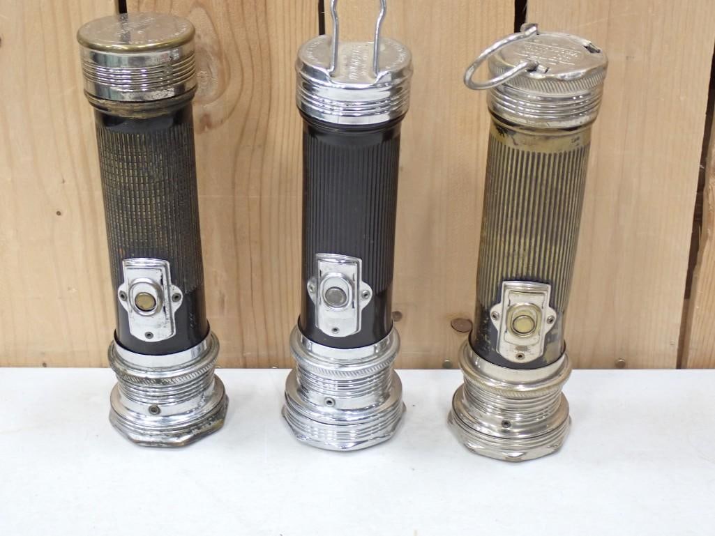3 Vintage Flashlights incl 2 Winchester and 1 Promotional Pennzoil (1 of 11)