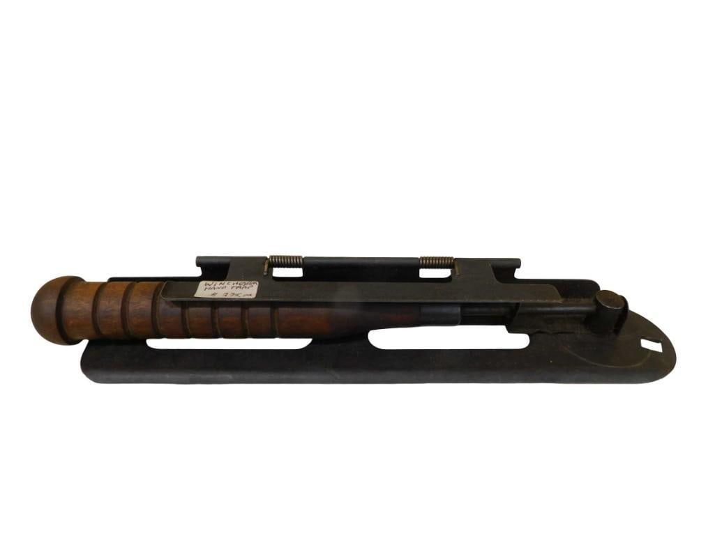 Winchester Hand Trap Clay Pigeon Thrower for Skeet or Trap Shooting (1 of 7)