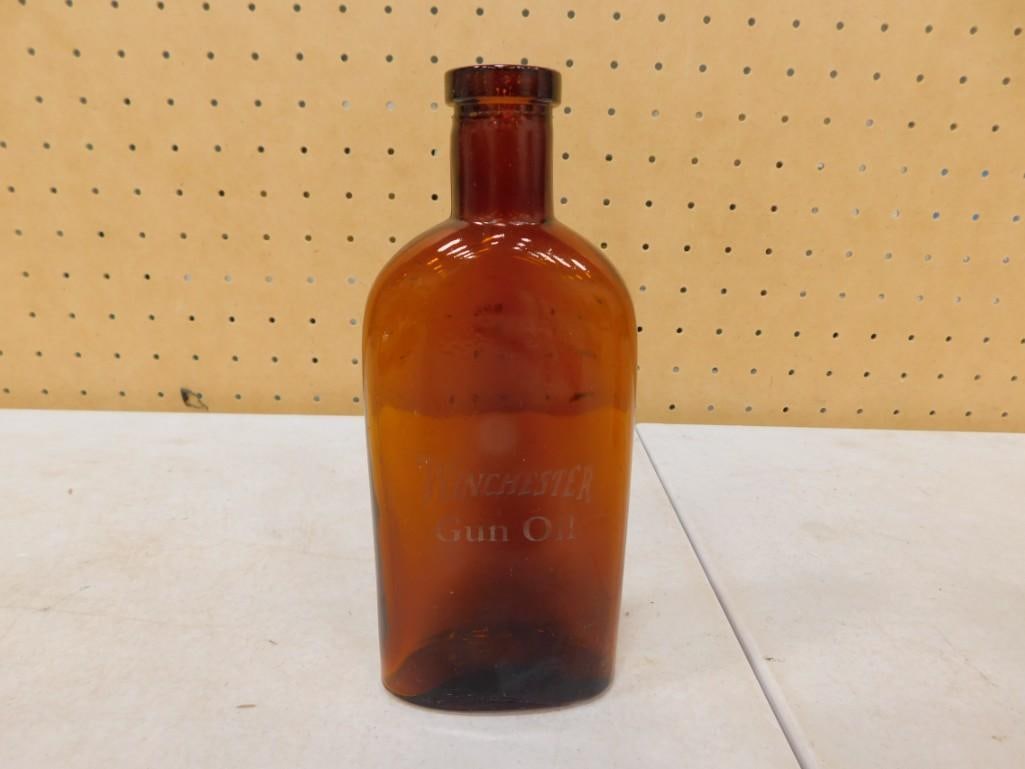 Vintage Winchester Gun Oil Amber Glass Bottle (1 of 5)