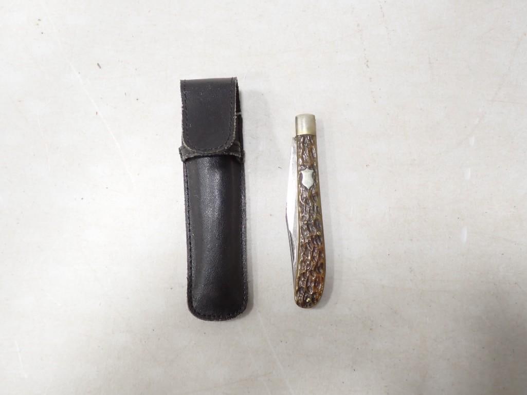 Winchester Single Blade Pocket Knife in a Leather Case (1 of 6)