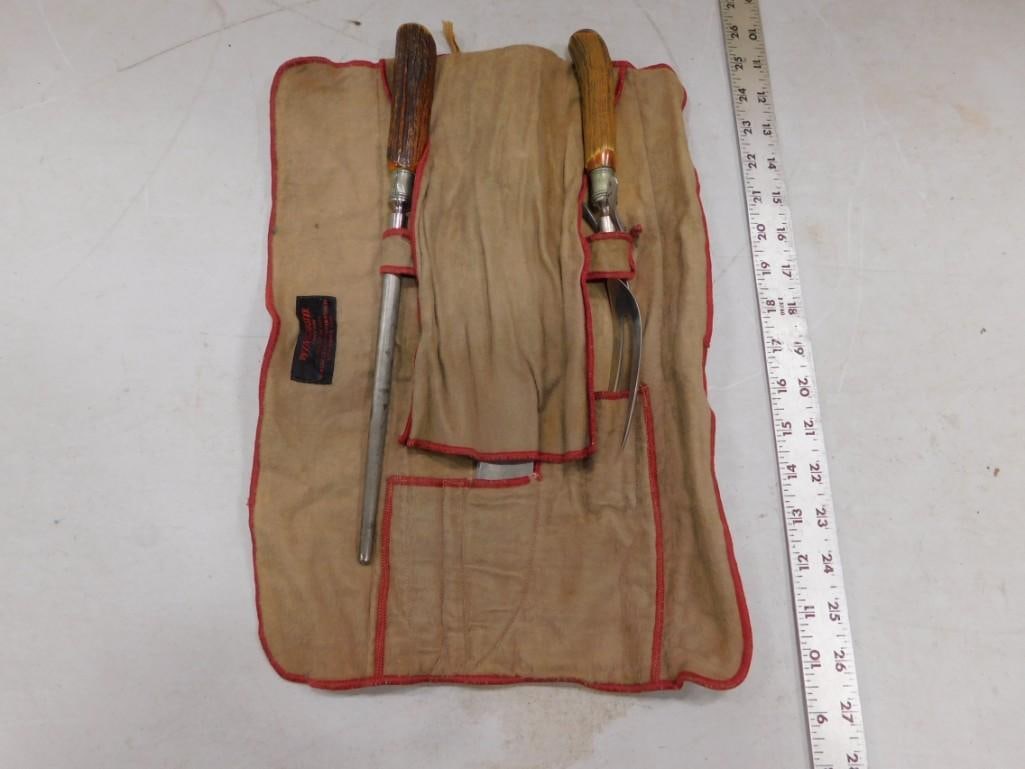 Vintage Winchester Carving Set 3 Pc: Vintage Winchester Carving Set 3 Pc- All pictures are considered part of the description and should be examined carefully by bidders. Live Auctioneers is now offering Live Shipping through them. 