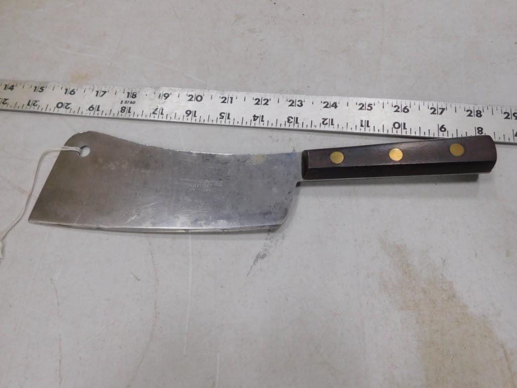 Vintage Winchester Cleaver: Vintage Winchester Cleaver- All pictures are considered part of the description and should be examined carefully by bidders. Live Auctioneers is now offering Live Shipping through them. This is