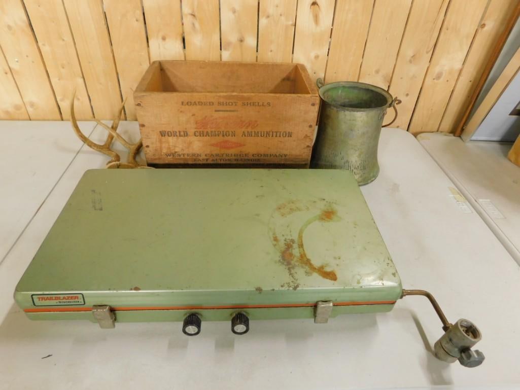 Winchester Trailblazer Camping Propane Stove, Wooden Western Ammunition Crate, Antlers, etc. (1 of 10)