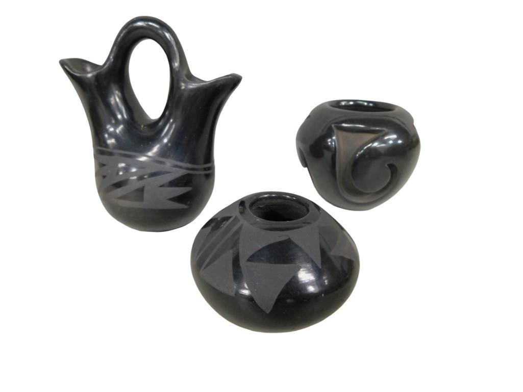 3 Signed Santa Clara Pottery Pieces (1 of 5)