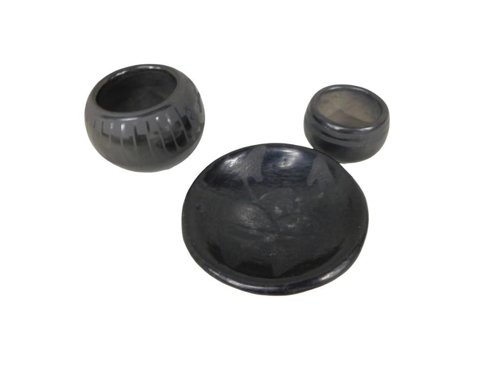 3 Signed Santa Clara Pottery Pieces (1 of 4)