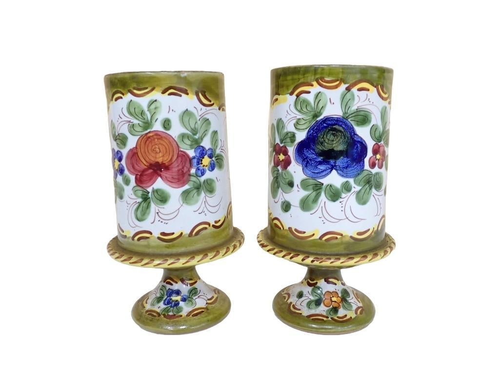 2 R Rolli Deruta Pottery Italy Footed Vases (1 of 8)