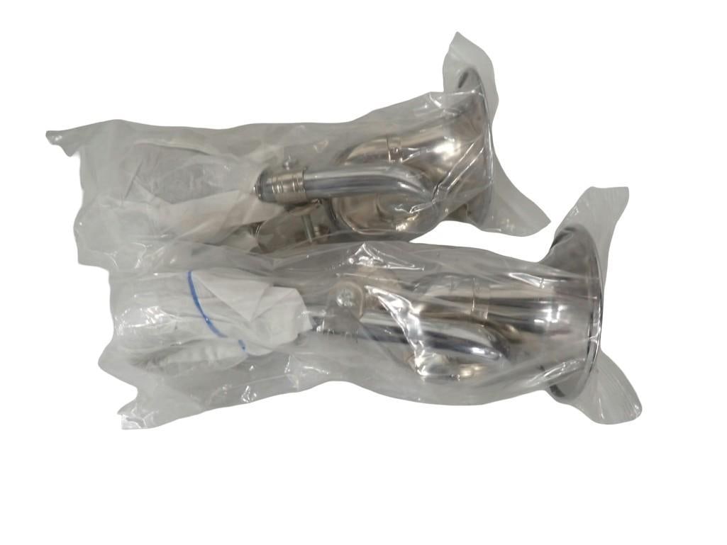 Two New in Package Chrome Bicycle Horns with Rubber Squeeze Bulb Honkers: Two New in Package Chrome Bicycle Horns with Rubber Squeeze Bulb Honkers All pictures are considered part of the description and should be examined carefully by bidders. Live Auctioneers is now offeri