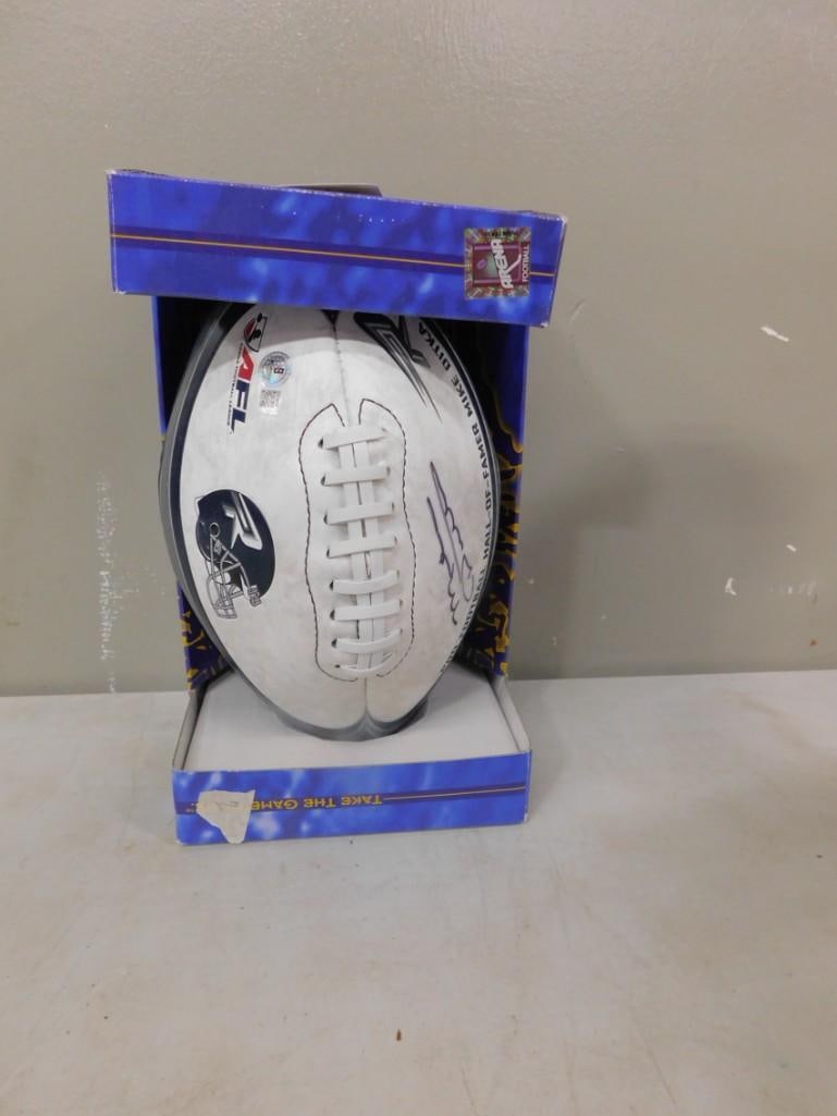 Mike Ditka Chicago Bears Autographed Football with Beckett COA Sticker (1 of 4)