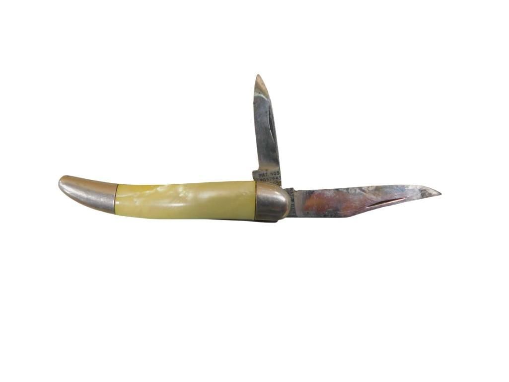 Hafner Small 2 Blade Pocket Knife Made in Ireland: Hafner Small 2 Blade Pocket Knife Made in Ireland All pictures are considered part of the description and should be examined carefully by bidders. Live Auctioneers is now offering Live Shipping thro