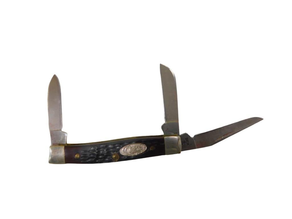 Case XX Small 3 Blade Pocket Knife: Case XX Small 3 Blade Pocket Knife All pictures are considered part of the description and should be examined carefully by bidders. Live Auctioneers is now offering Live Shipping through them. This