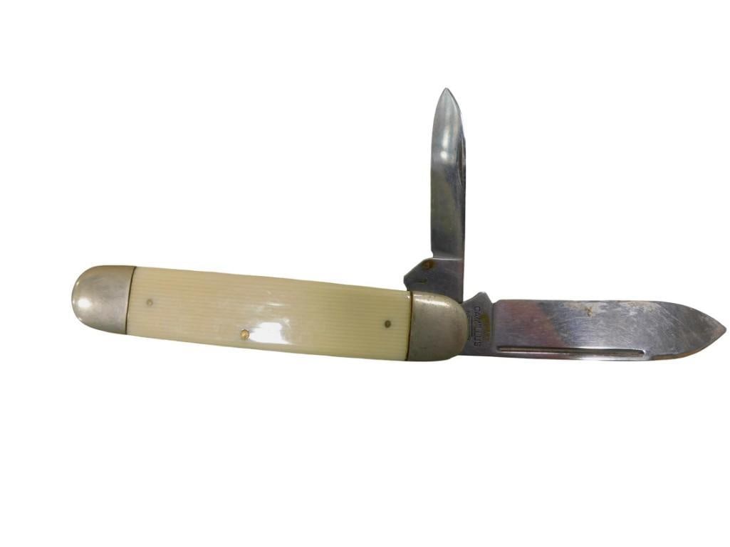 Camillus 23 2 Blade Pocket Knife: Camillus 23 2 Blade Pocket Knife All pictures are considered part of the description and should be examined carefully by bidders. Live Auctioneers is now offering Live Shipping through them. This is