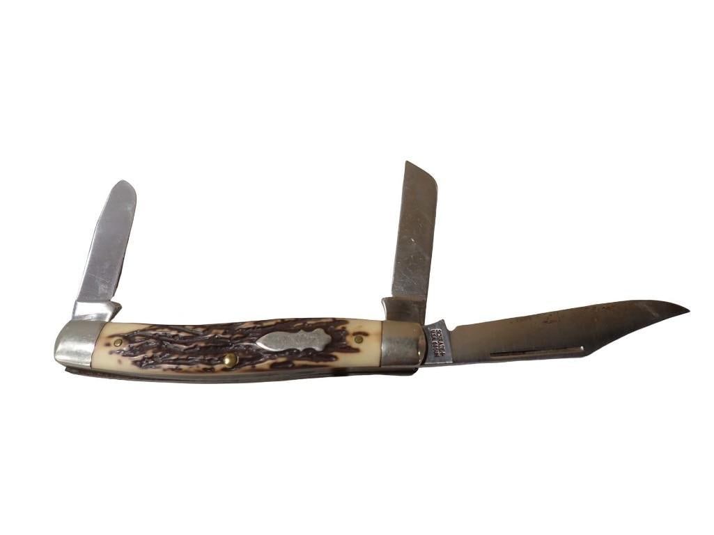 Schrade Uncle Henry 3 Blade Pocket Knife: Schrade Uncle Henry 3 Blade Pocket Knife All pictures are considered part of the description and should be examined carefully by bidders. Live Auctioneers is now offering Live Shipping through them.
