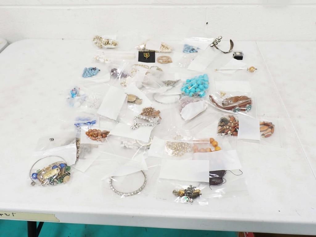 Lot of Costume Jewelry (1 of 8)