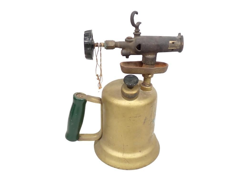 Vintage Blow Torch: Vintage Blow Torch All pictures are considered part of the description and should be examined carefully by bidders. Live Auctioneers is now offering Live Shipping through them. This is an optional pay