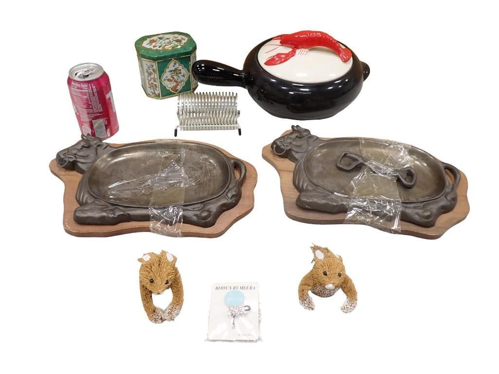 Vintage Shawnee Pottery Kenwood Lobster Ware Casserole Dish, Metal Cow Serving Trays, Etc: Vintage Shawnee Pottery Kenwood Lobster Ware Casserole Dish, Metal Cow Serving Trays, Etc All pictures are considered part of the description and should be examined carefully by bidders. Live Auctio