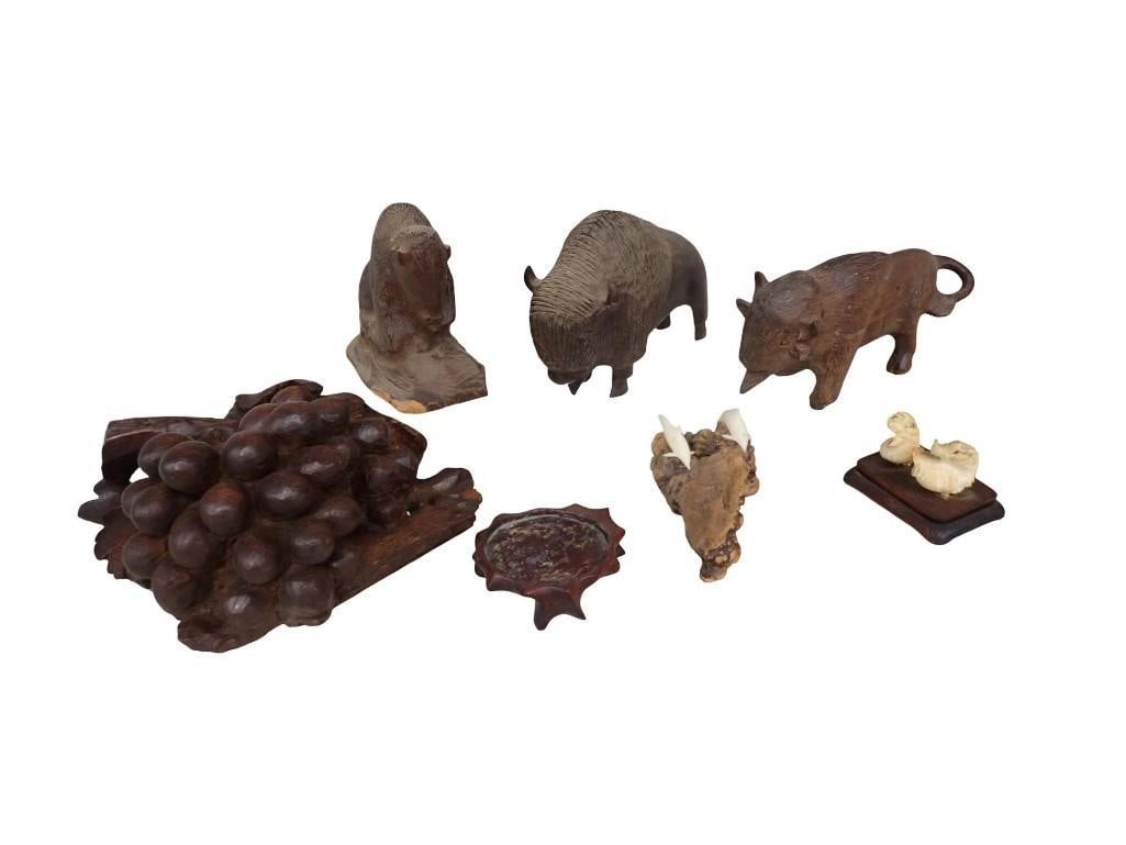 Lot of Figures incl Buffalo, Etc: Lot of Figures incl Buffalo, Etc All pictures are considered part of the description and should be examined carefully by bidders. Live Auctioneers is now offering Live Shipping through them. This is a
