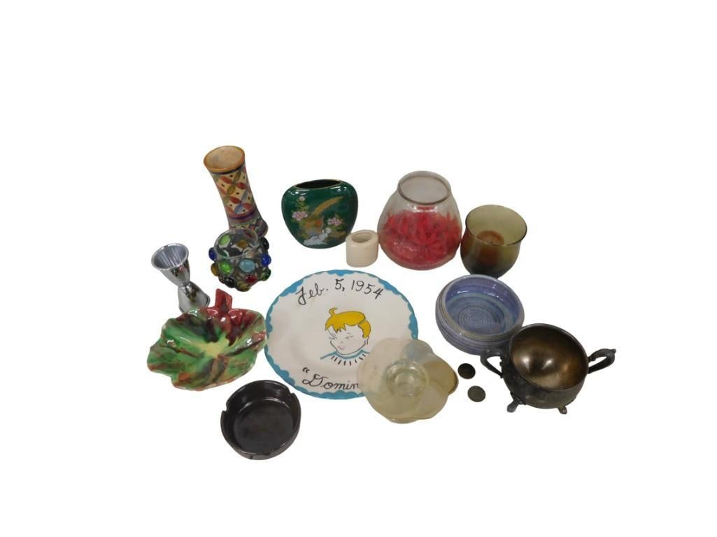 Collectibles, Etc incl Vases, Candle Holders, Etc: Collectibles, Etc incl Vases, Candle Holders, Etc All pictures are considered part of the description and should be examined carefully by bidders. Live Auctioneers is now offering Live Shipping throug