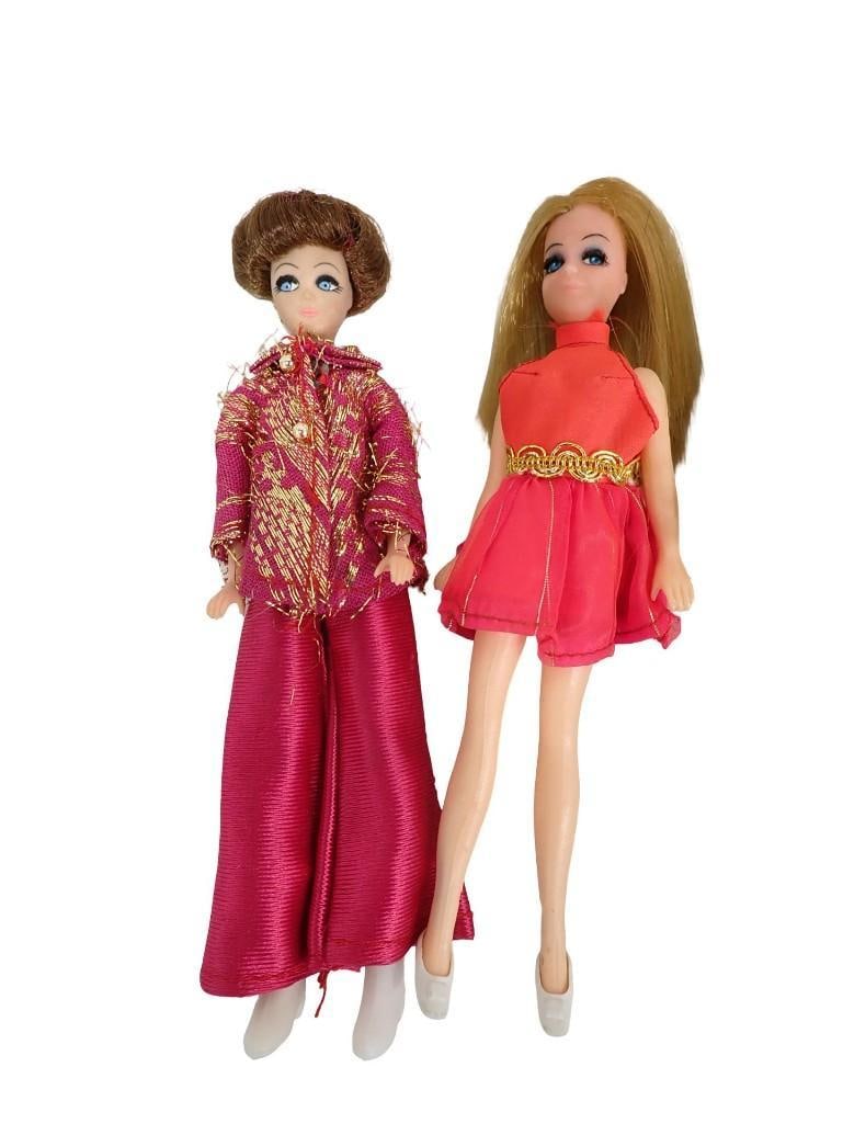 Vintage Topper Dawn Doll Case w 4 Dolls incl 2 Dawn, Angie, plus a Blond Doll in a Dollikin Outfit - 3