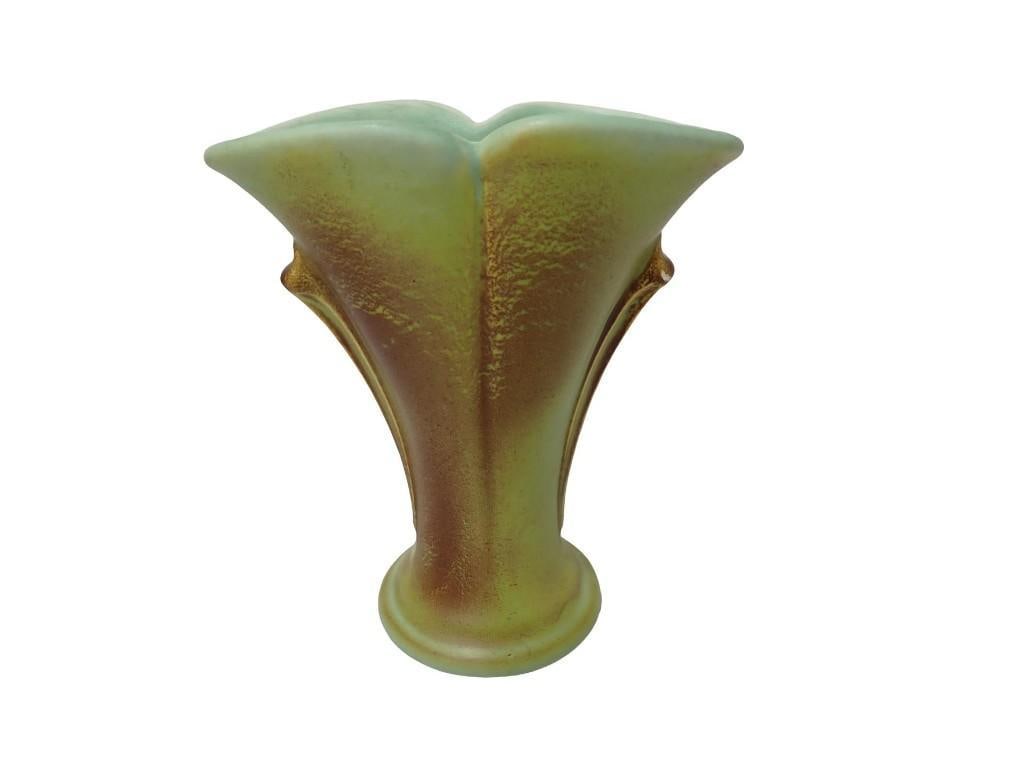 Vintage Pottery Vase (1 of 7)