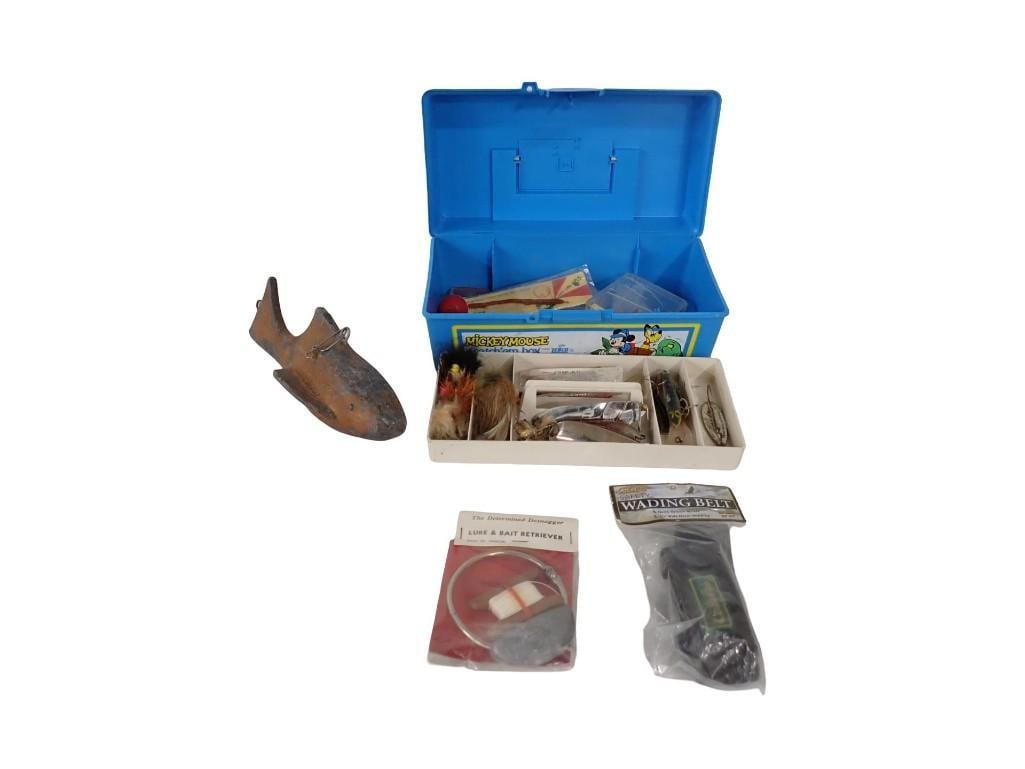 Vintage Disney Mickey Mouse Catch'em Box Fishing Tackle Box with Lures, Tackle, Etc (1 of 9)