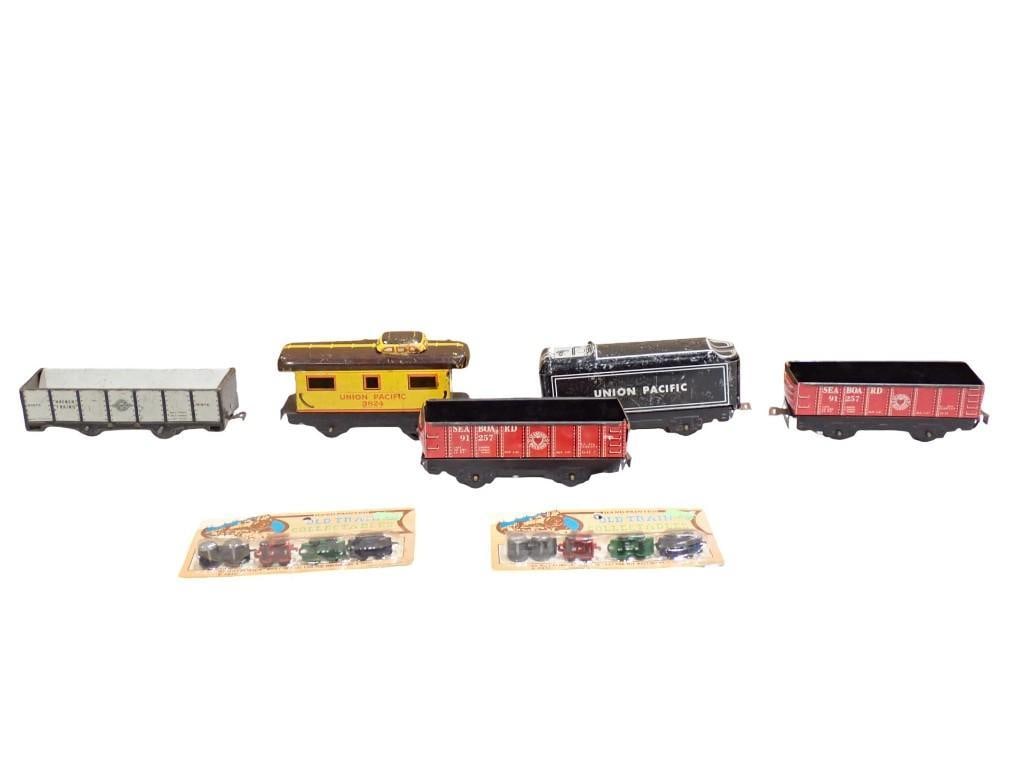 Lot of Model Train Cars (1 of 9)