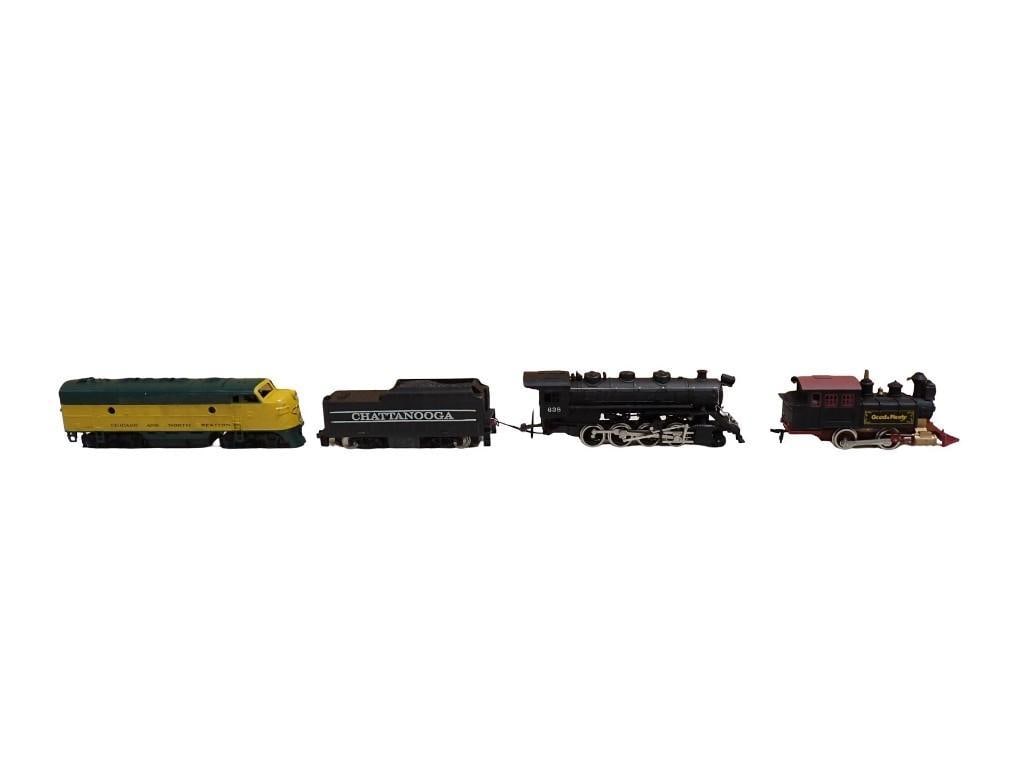 Model Train Engine, Locomotive and Tender, and Another Locomotive (1 of 5)
