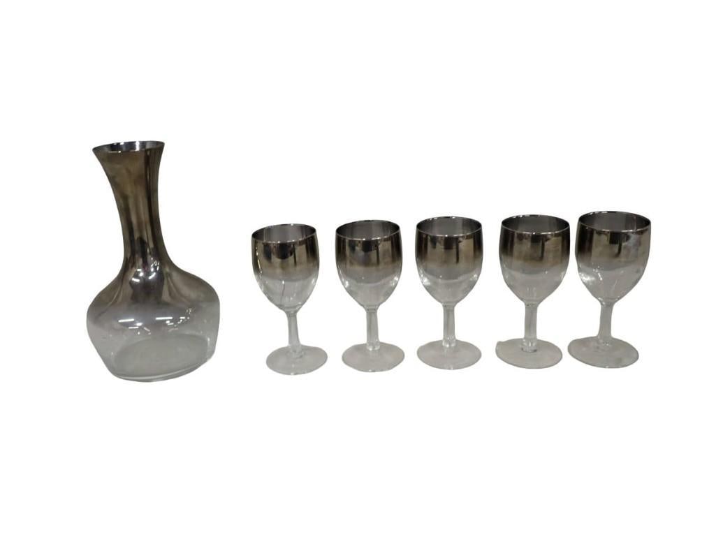 Vintage Dorthy Thorpe Style French silver fade decanter and wine glass set: Vintage Dorthy Thorpe Style French silver fade decanter and wine glass set All pictures are considered part of the description and should be examined carefully by bidders. Live Auctioneers is now offe